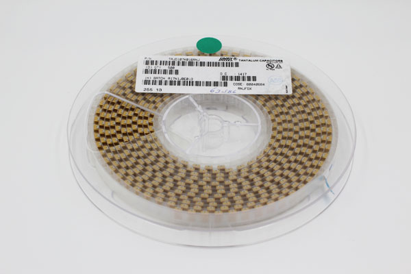 AVX鉭電容 7343 16V 100UF D型 107C